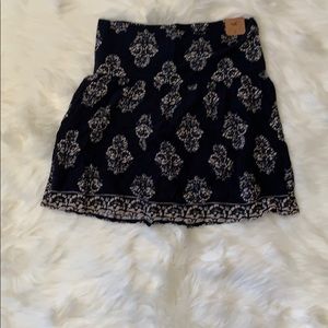 Navy skirt